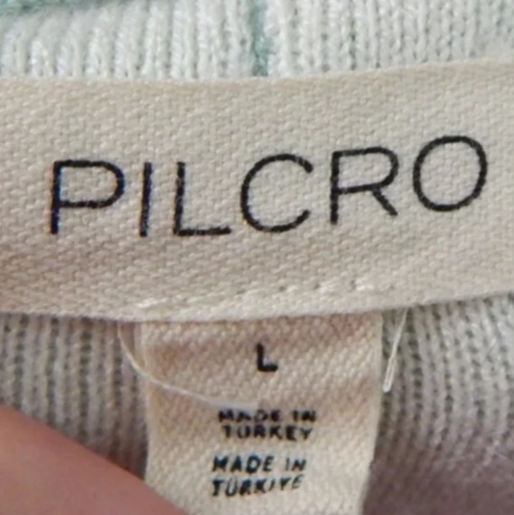 Pilcro Oaklyn Cozy Crewneck Sweater - Picture 3 of 5